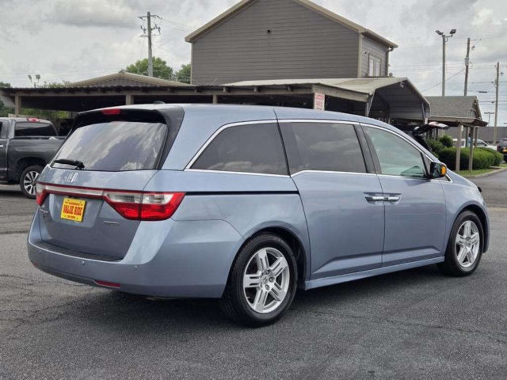 2012 Honda Odyssey - $11,995