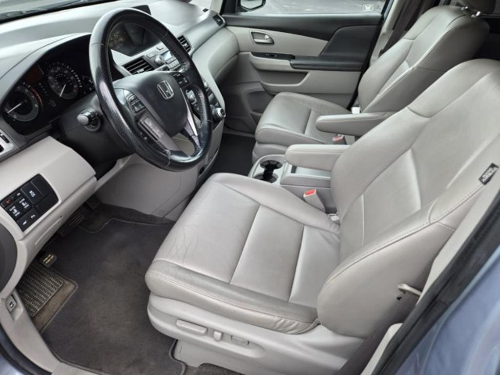 2012 Honda Odyssey - $11,995