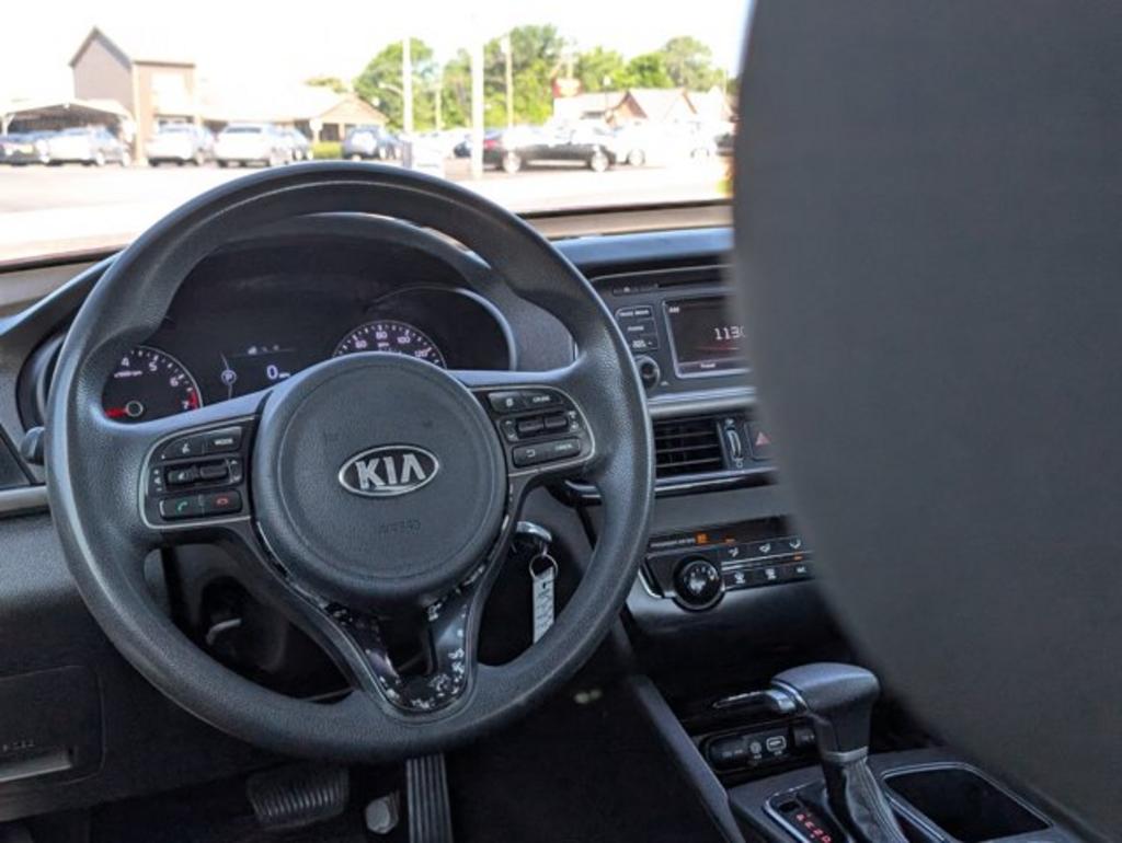 2017 Kia Optima  photo