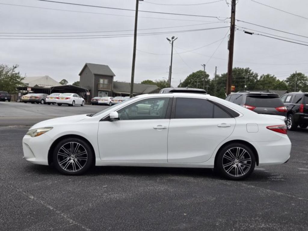 2016 Toyota Camry - $12,995
