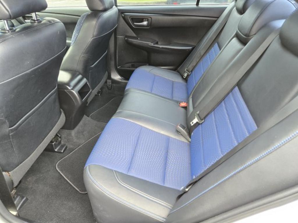 2016 Toyota Camry - $12,995