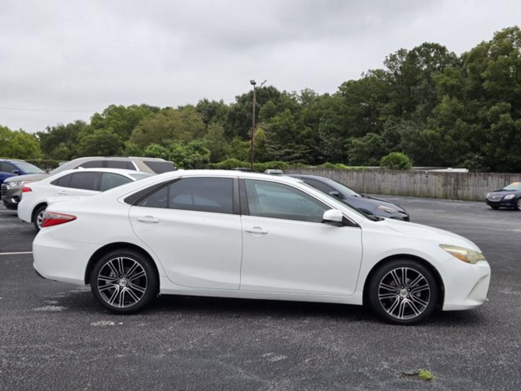 2016 Toyota Camry - $12,995