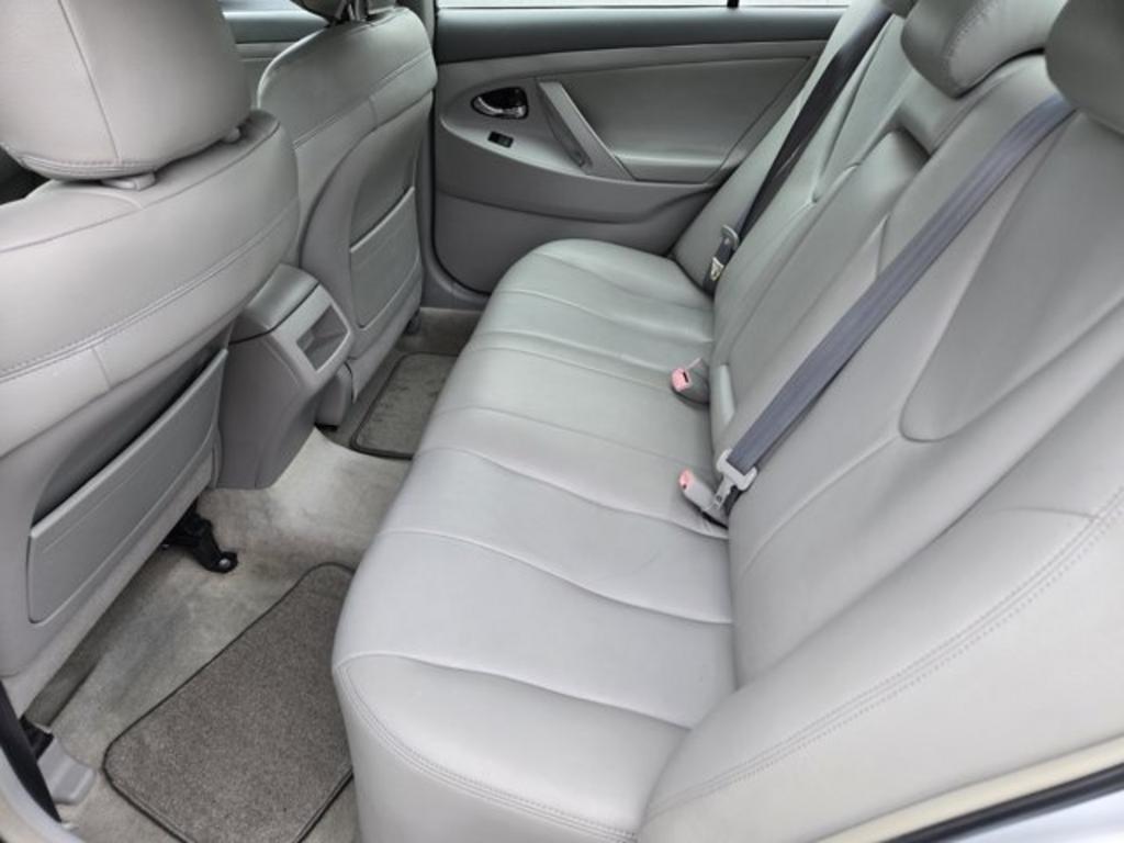 2007 Toyota Camry - $8,995