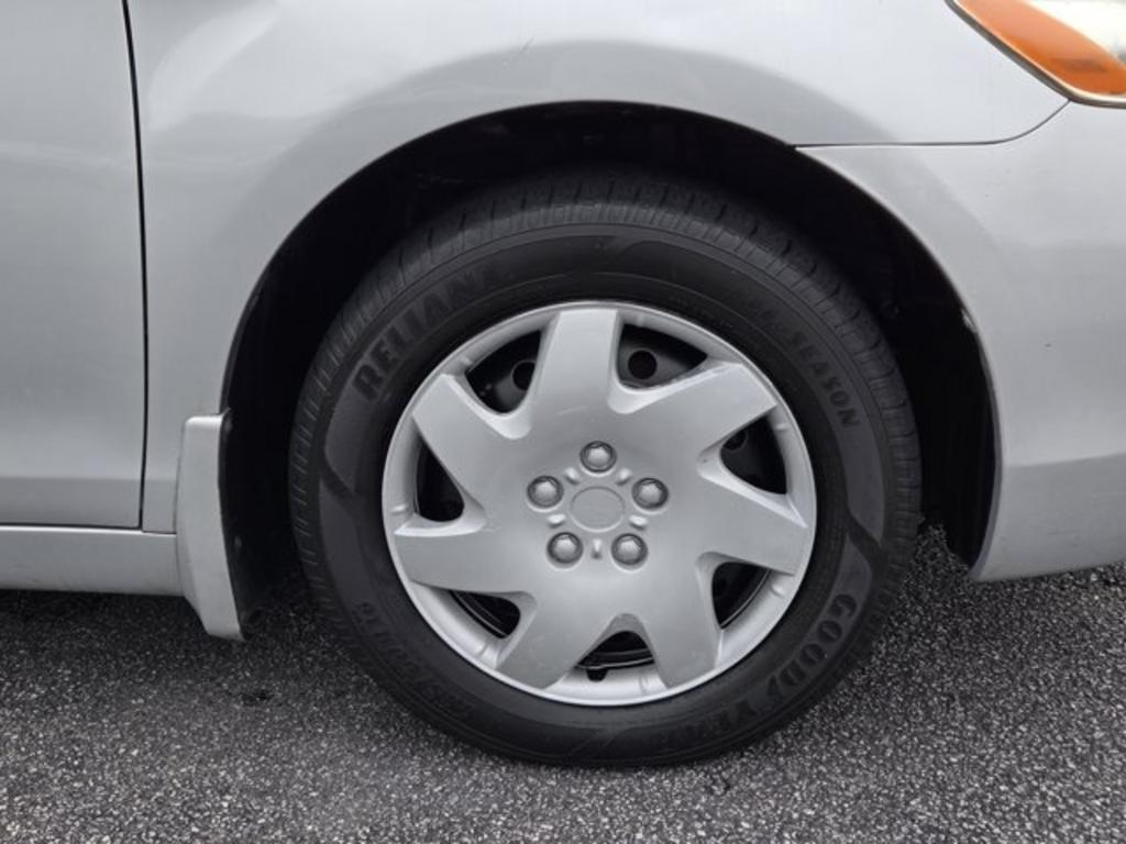 2007 Toyota Camry - $8,995