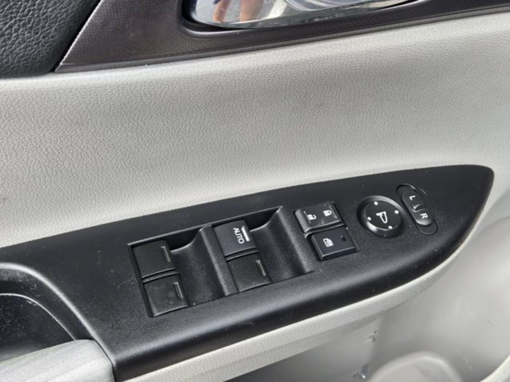 2014 Honda Accord - $13,995