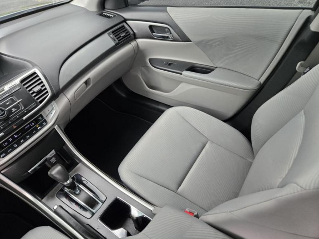 2014 Honda Accord - $13,995