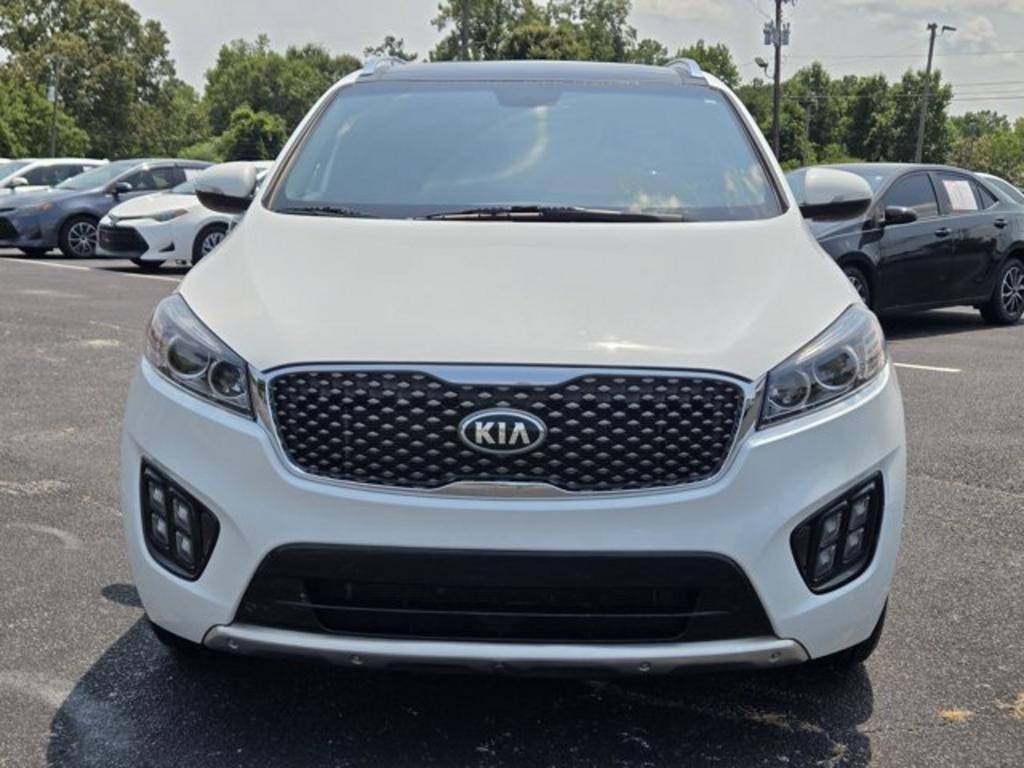 2016 Kia Sorento - $10,995