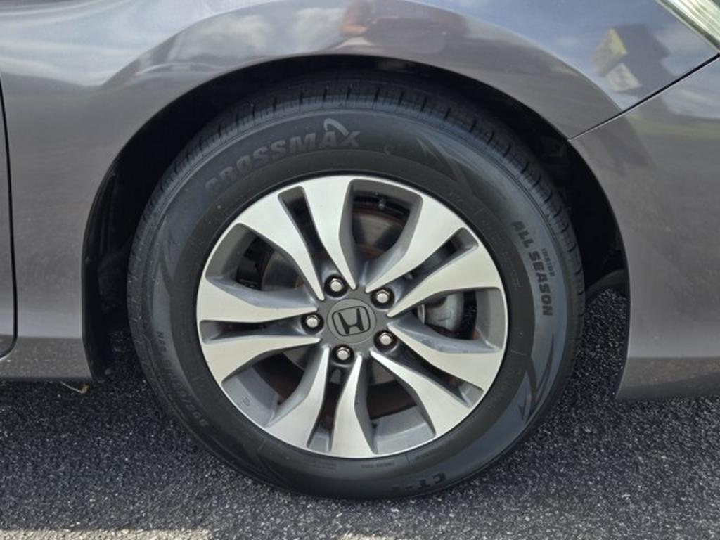 2015 Honda Accord - $13,995