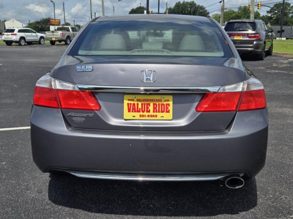 2015 Honda Accord - $13,995