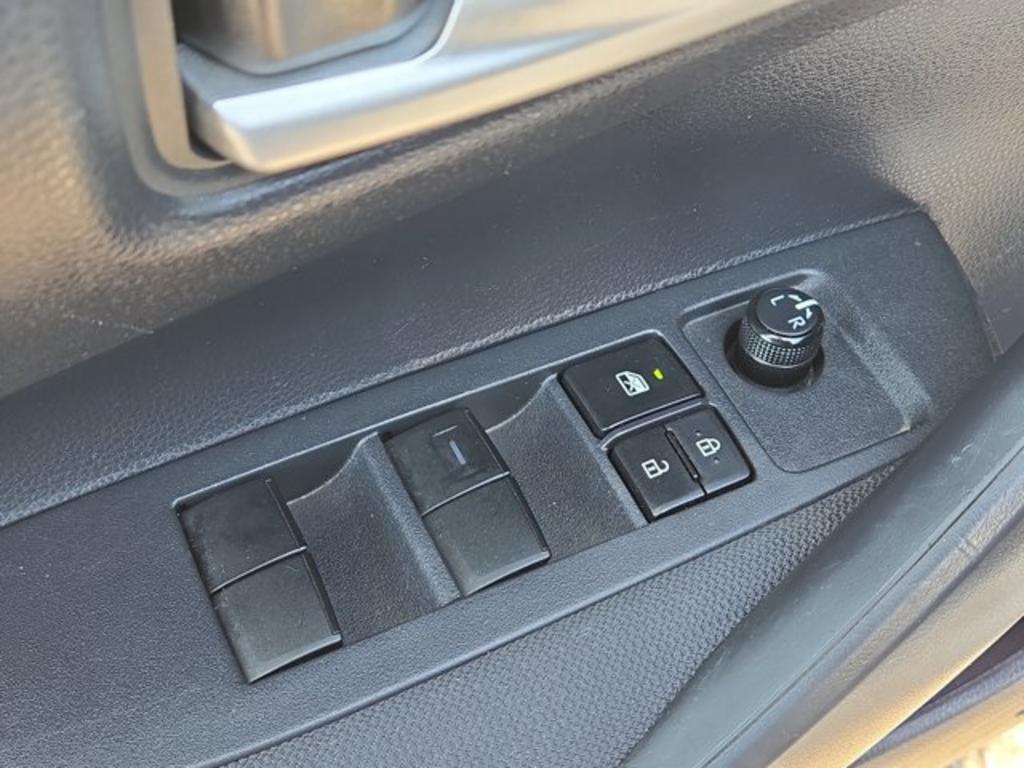 2021 Toyota Corolla - $14,995