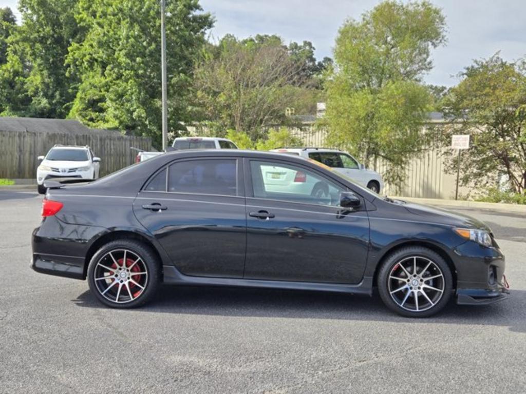 2013 Toyota Corolla - $9,995