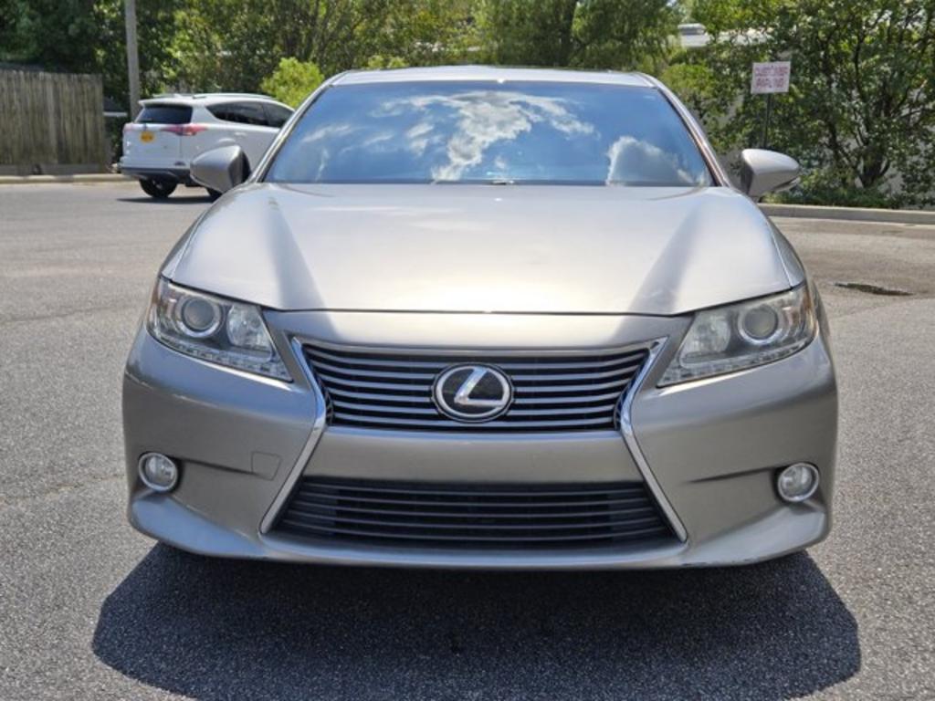 2015 Lexus ES - $17,995