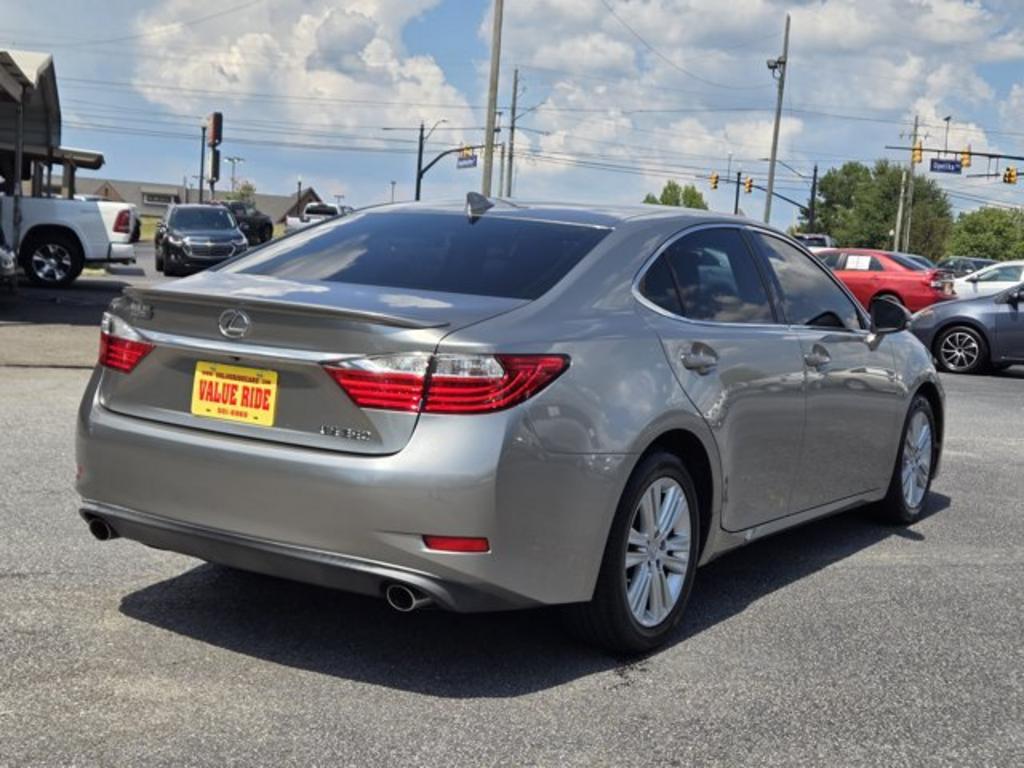 2015 Lexus ES - $17,995