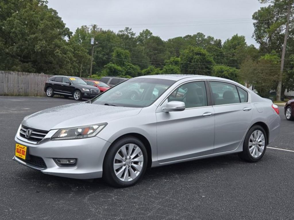 2013 Honda Accord - $14,995