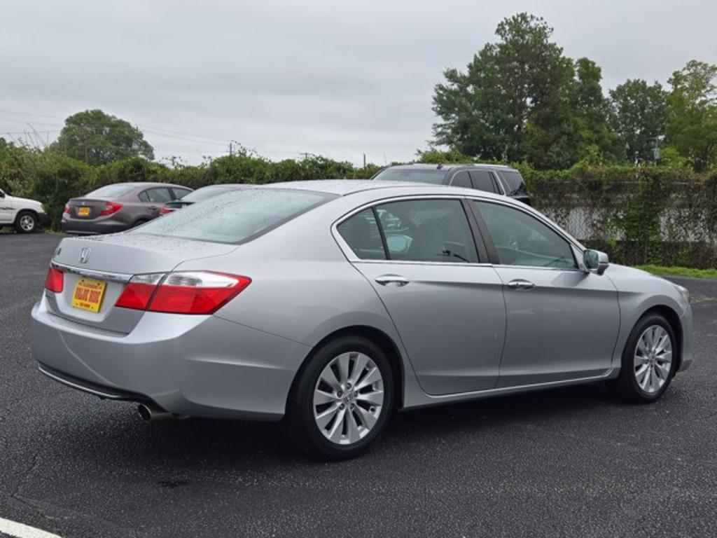 2013 Honda Accord - $14,995
