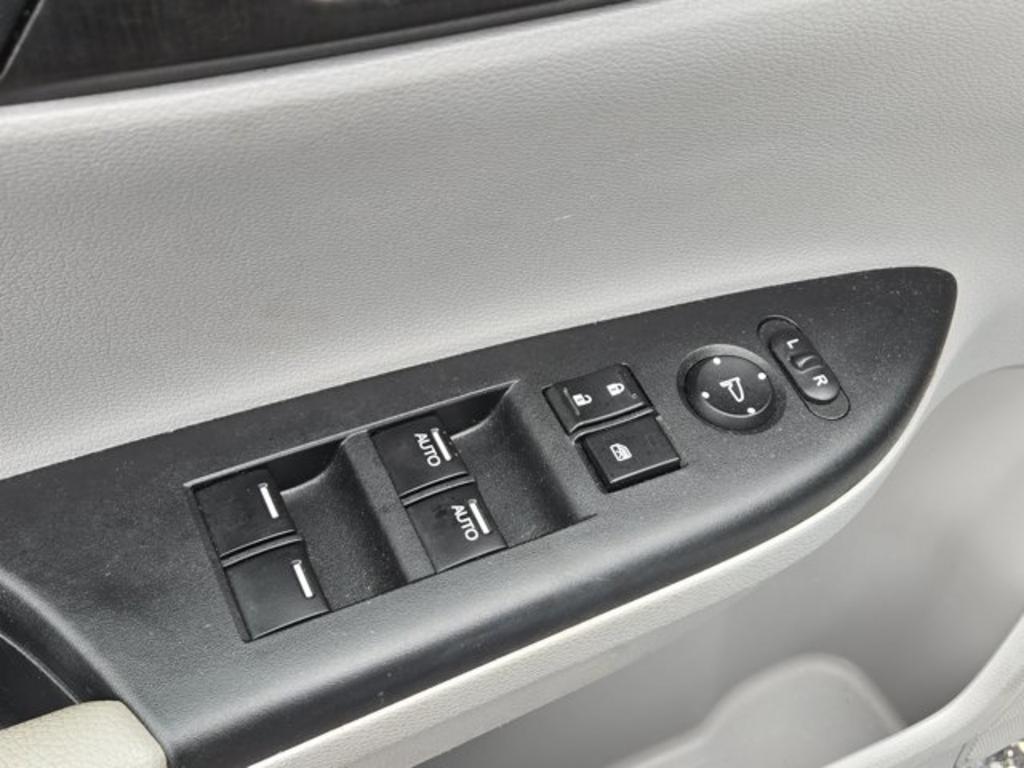 2013 Honda Accord - $14,995