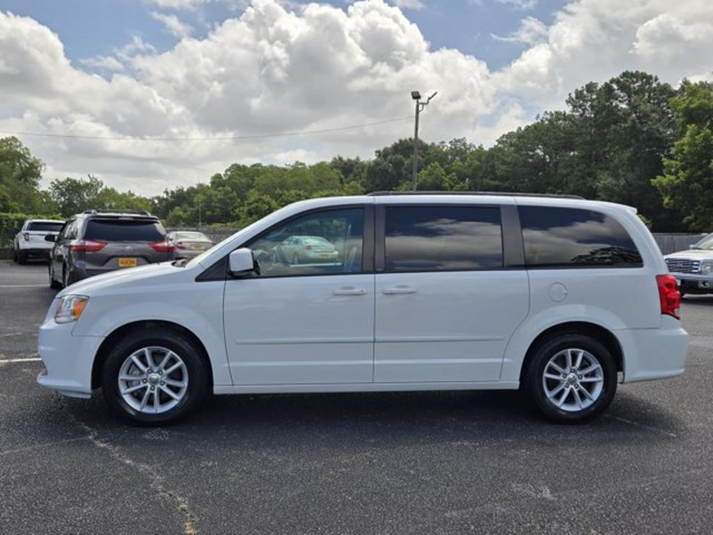 2014 Dodge Grand Caravan - $10,995
