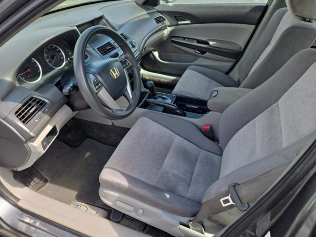 2010 Honda Accord - $11,995