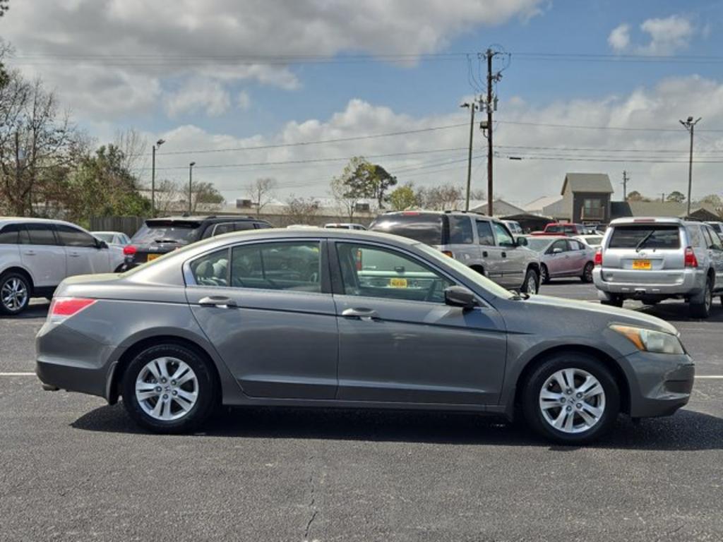 2010 Honda Accord - $11,995
