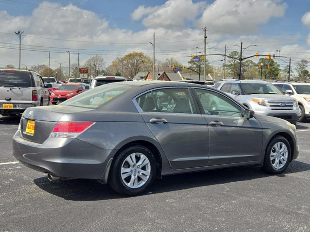 2010 Honda Accord - $11,995