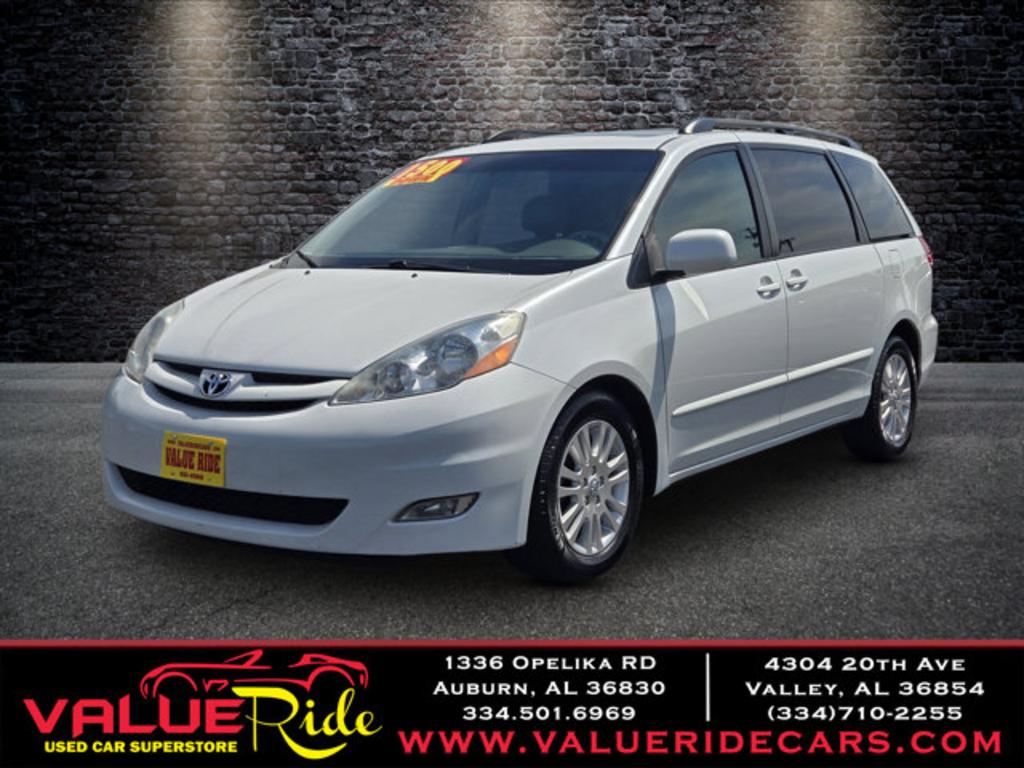 2008 Toyota Sienna 