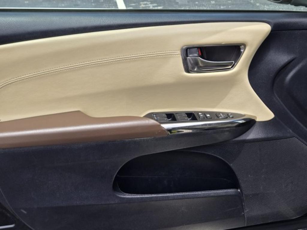 2015 Toyota Avalon - $11,995