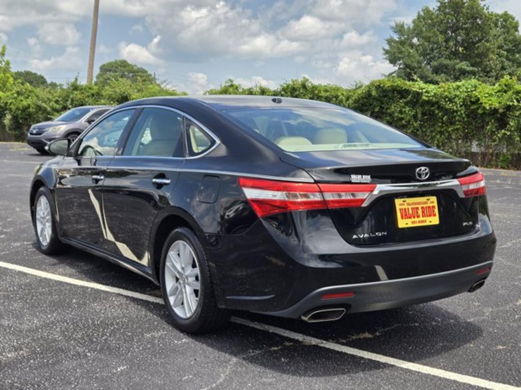 2015 Toyota Avalon - $11,995