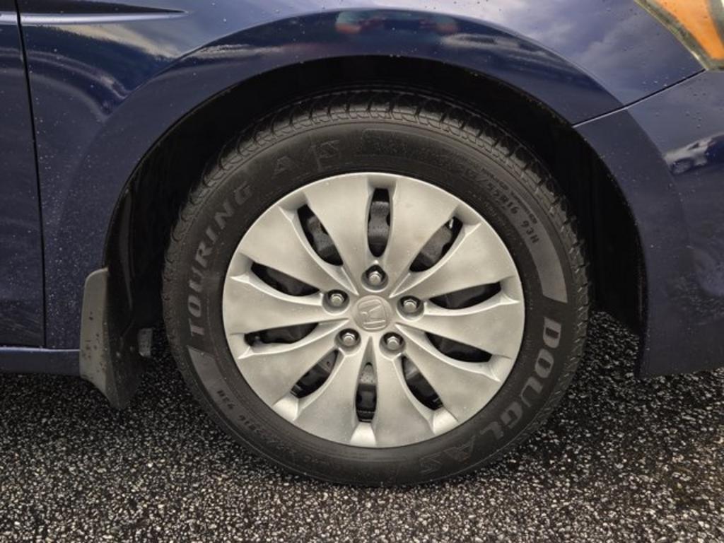 2009 Honda Accord - $9,995