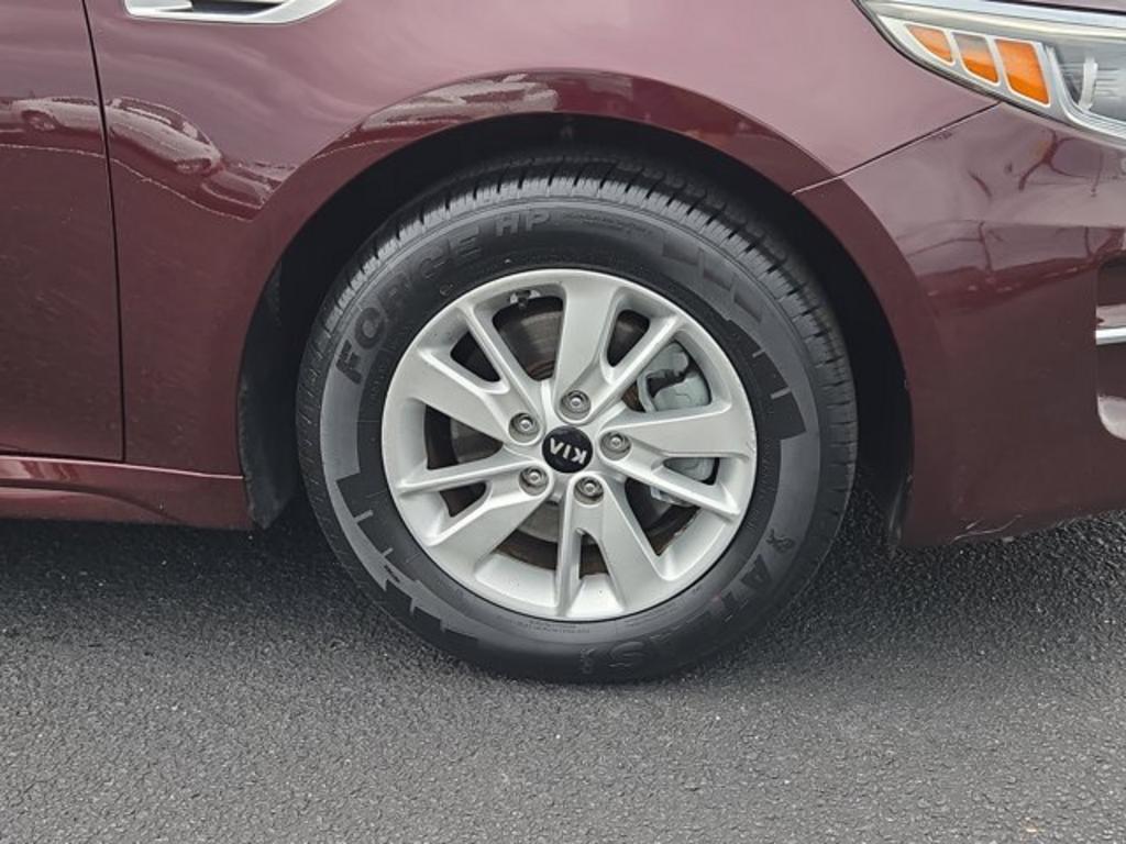 2017 Kia Optima - $11,995