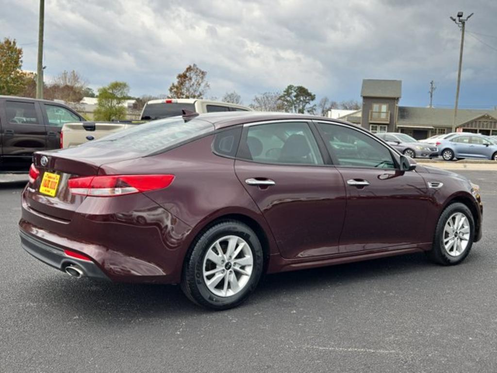 2017 Kia Optima - $11,995