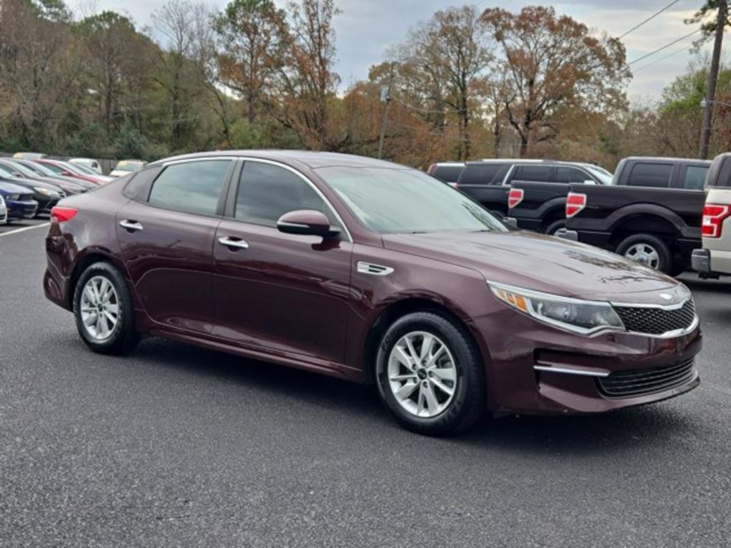 2017 Kia Optima - $11,995