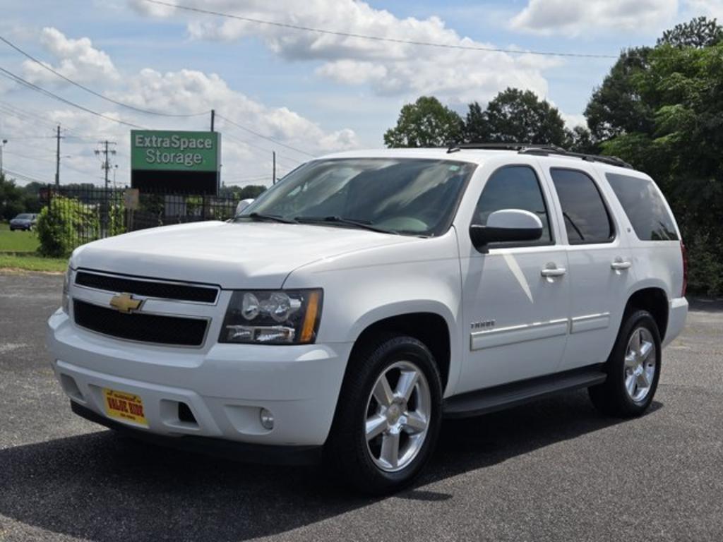 2013 Chevrolet Tahoe - $15,995
