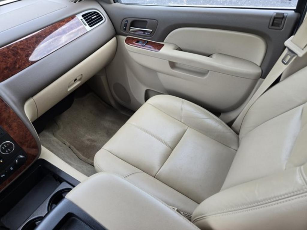 2013 Chevrolet Tahoe - $15,995