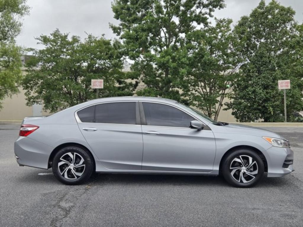 2017 Honda Accord - $14,995