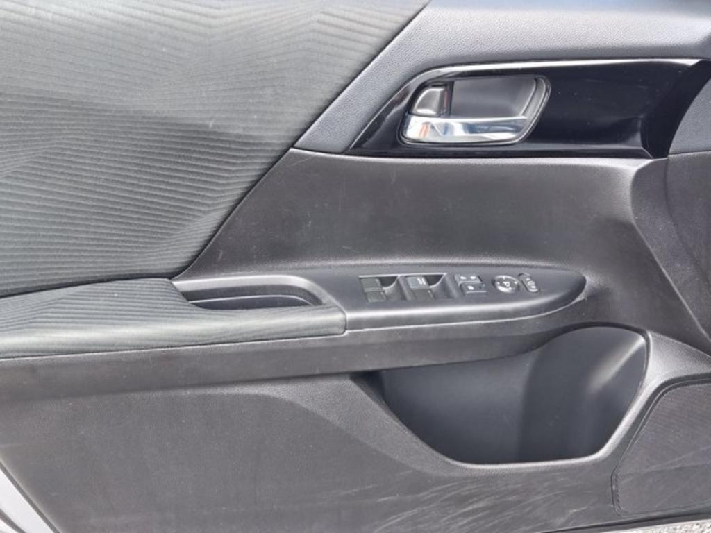 2017 Honda Accord - $14,995