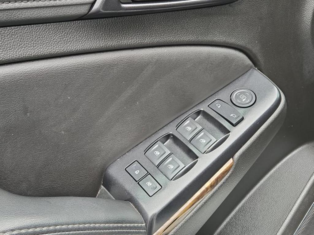 2020 Chevrolet Tahoe - $21,995