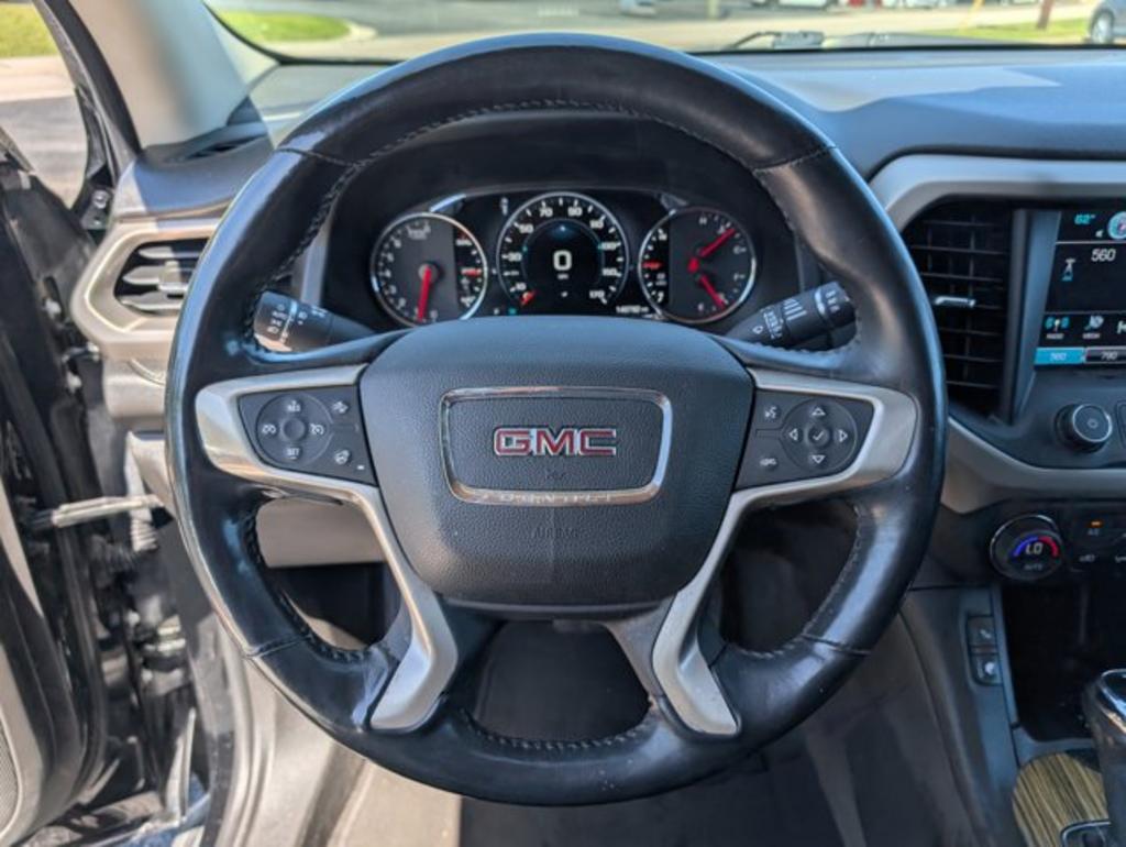 2017 GMC Acadia  photo