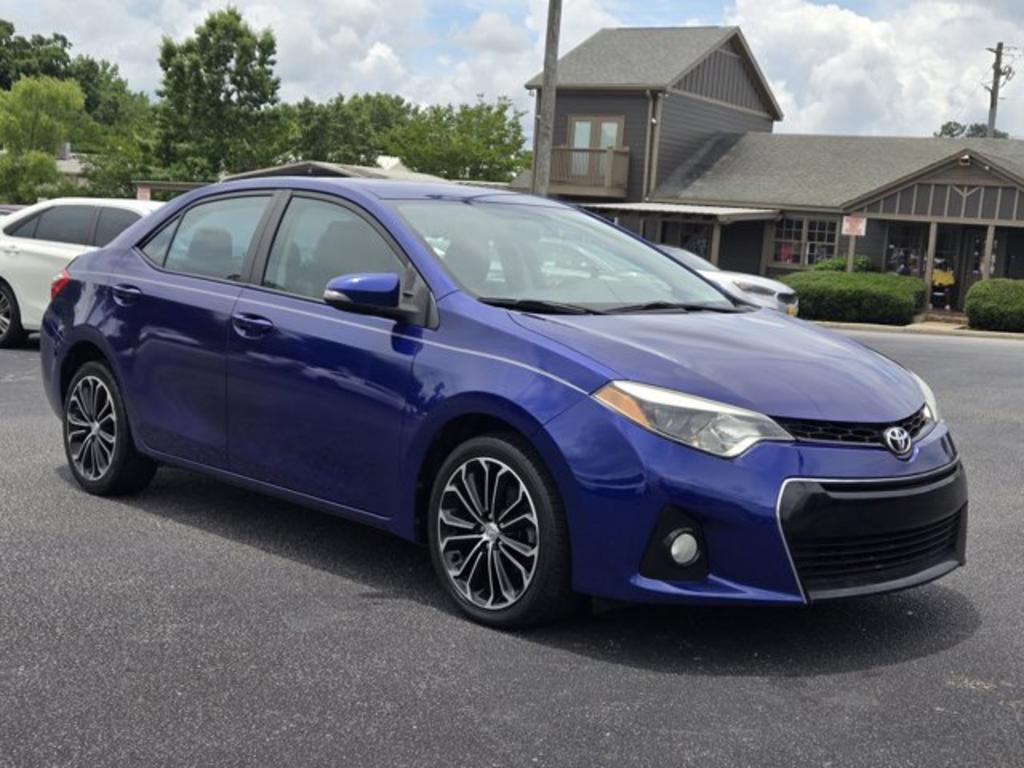 2014 Toyota  - $11,995