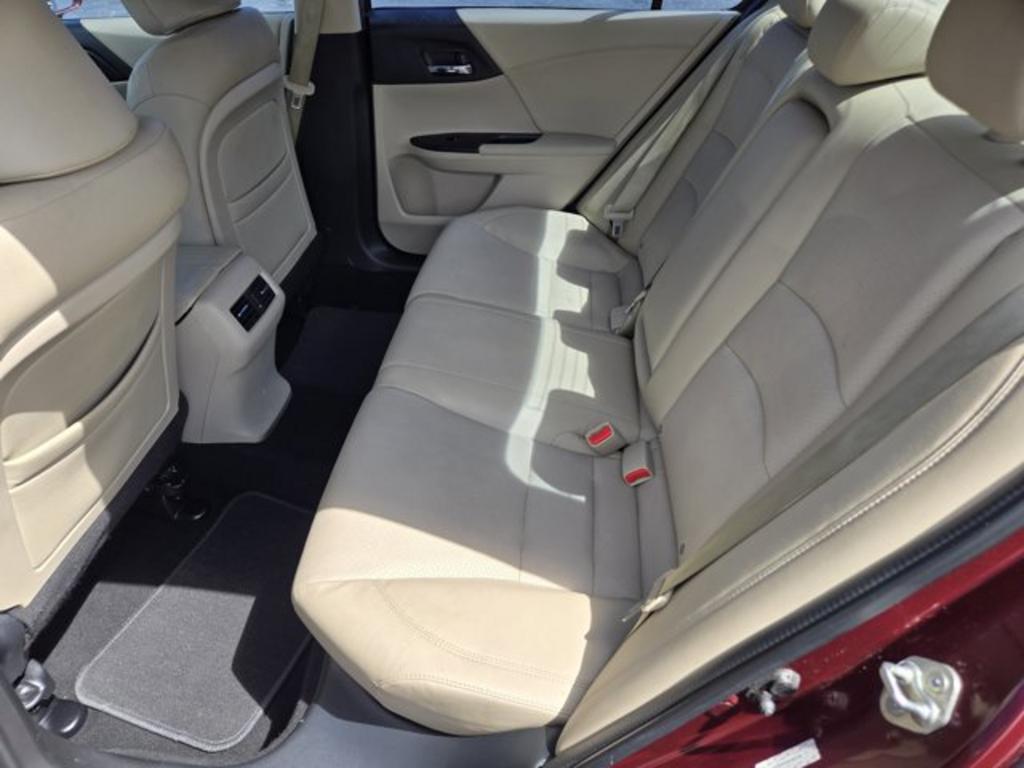 2013 Honda Accord - $12,995