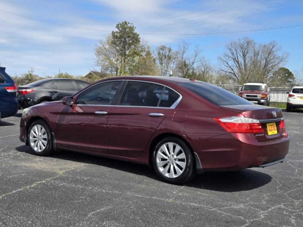 2013 Honda Accord - $12,995