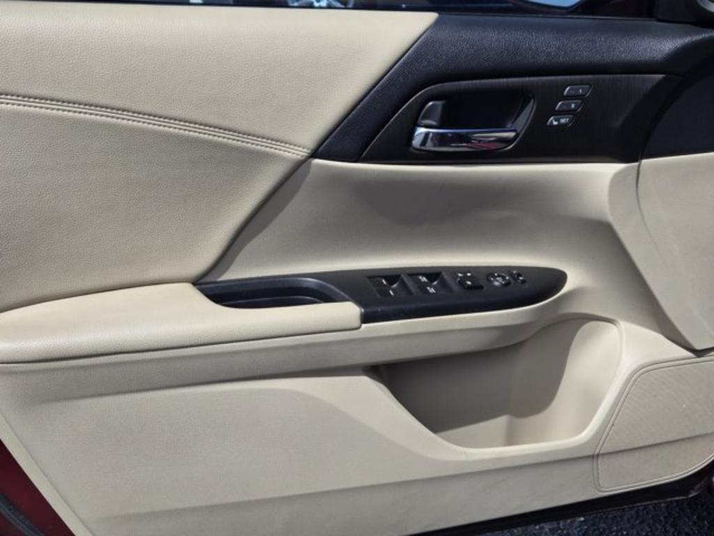 2013 Honda Accord - $12,995