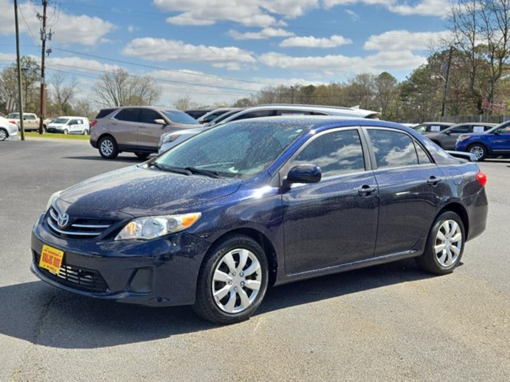 2013 Toyota Corolla L photo