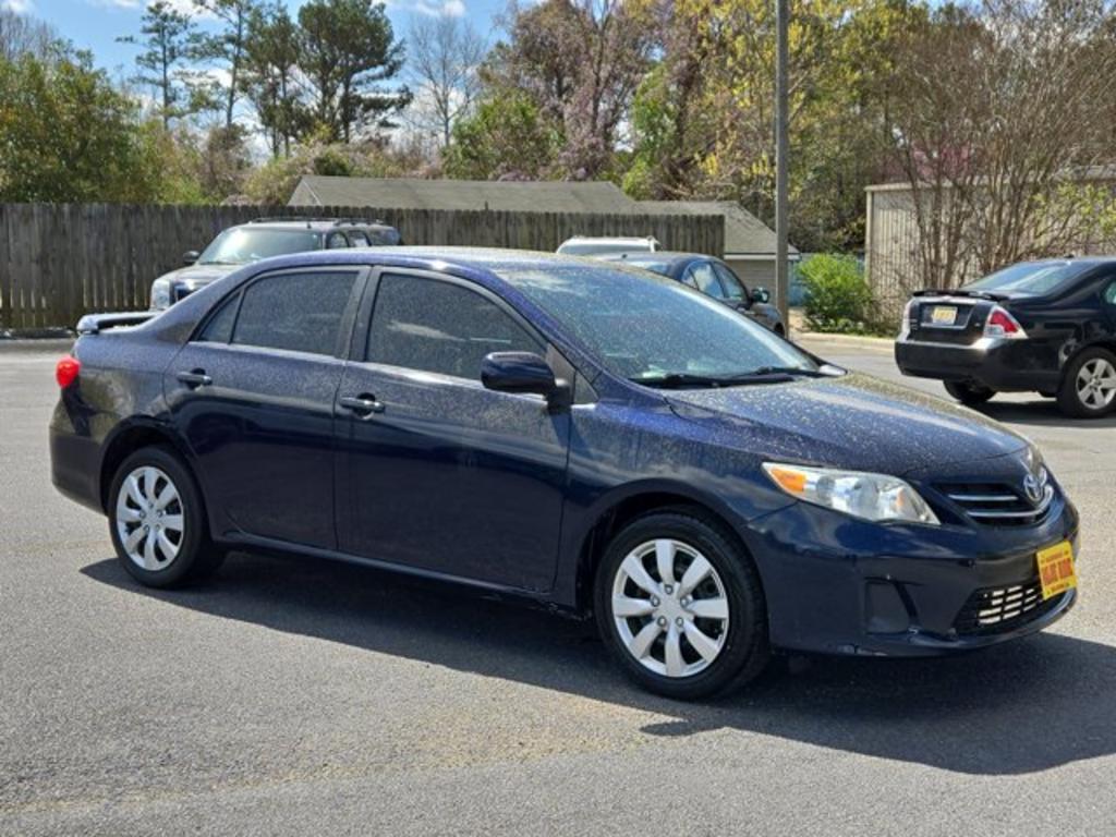 2013 Toyota Corolla L photo
