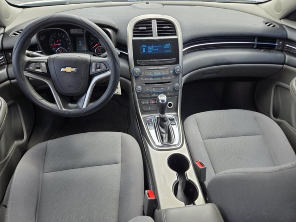 2013 Chevrolet Malibu - $9,995