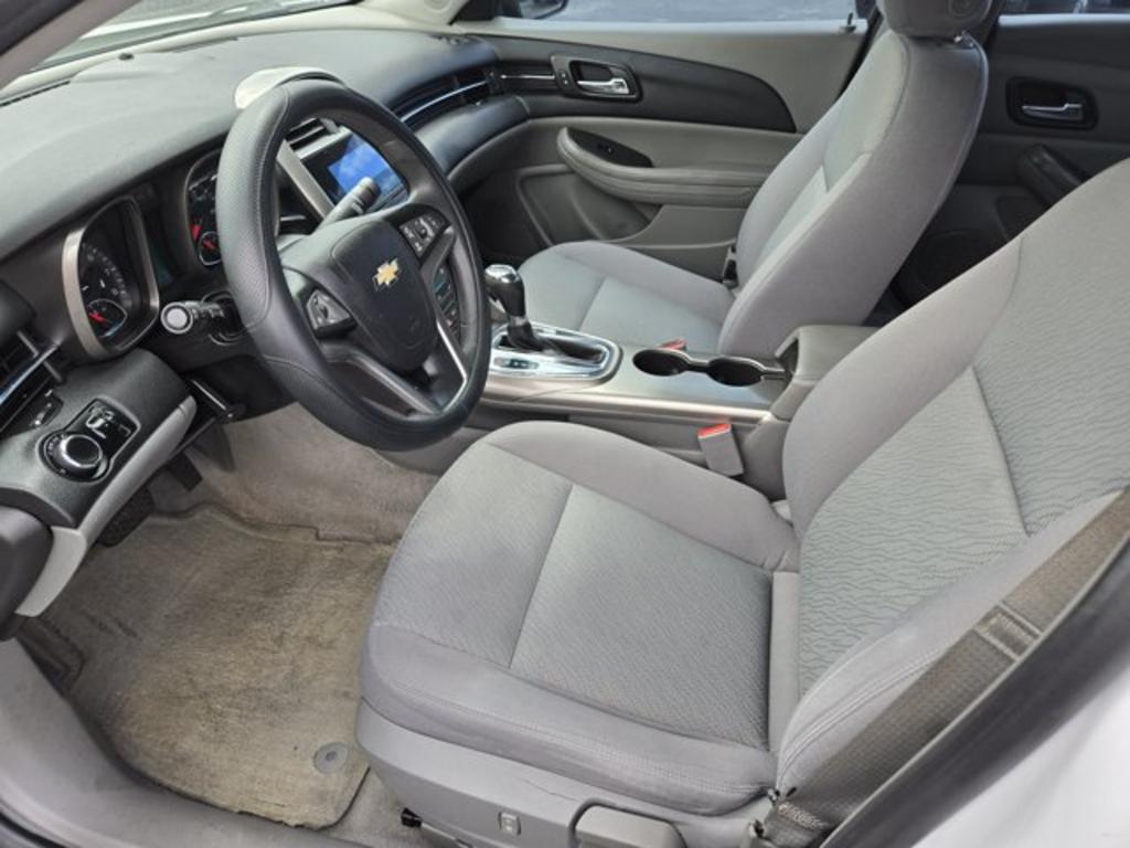 2013 Chevrolet Malibu - $9,995