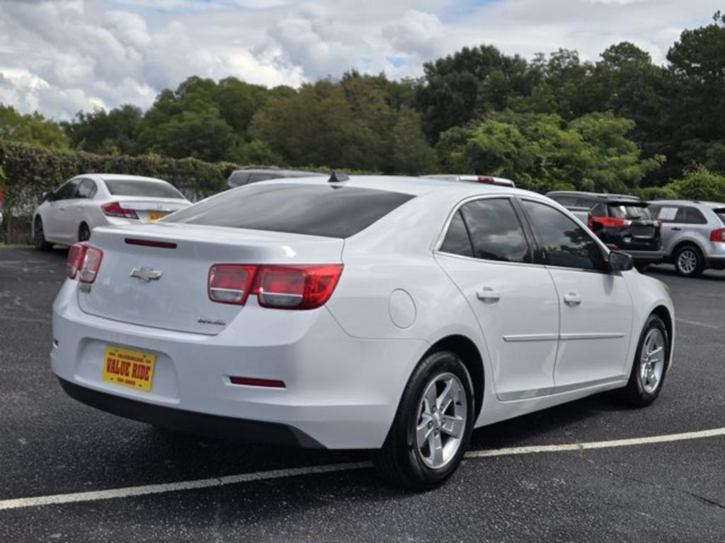 2013 Chevrolet Malibu - $9,995