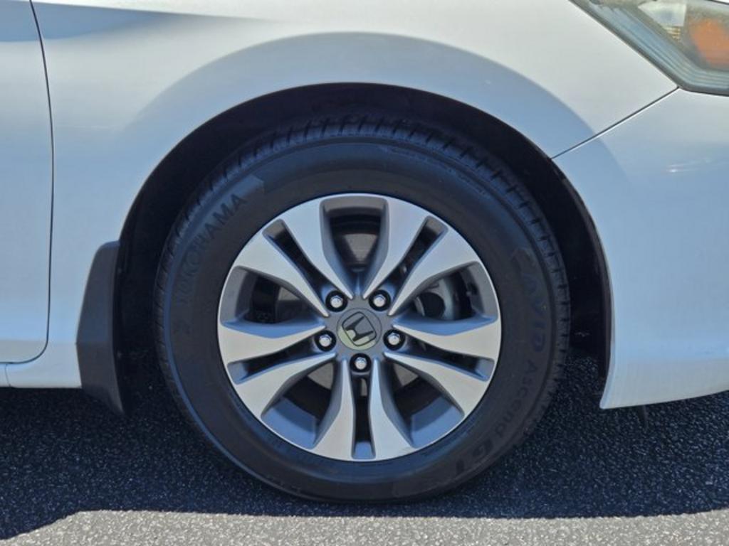 2013 Honda Accord - $11,995