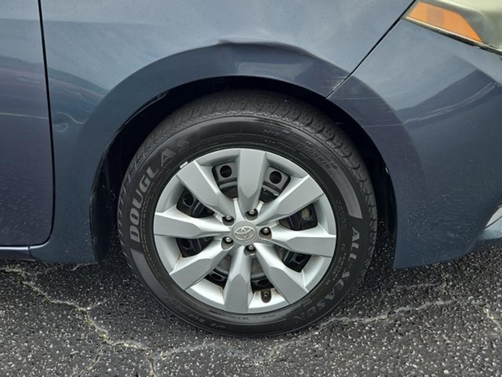 2015 Toyota Corolla - $10,995