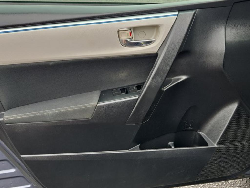 2015 Toyota Corolla - $10,995