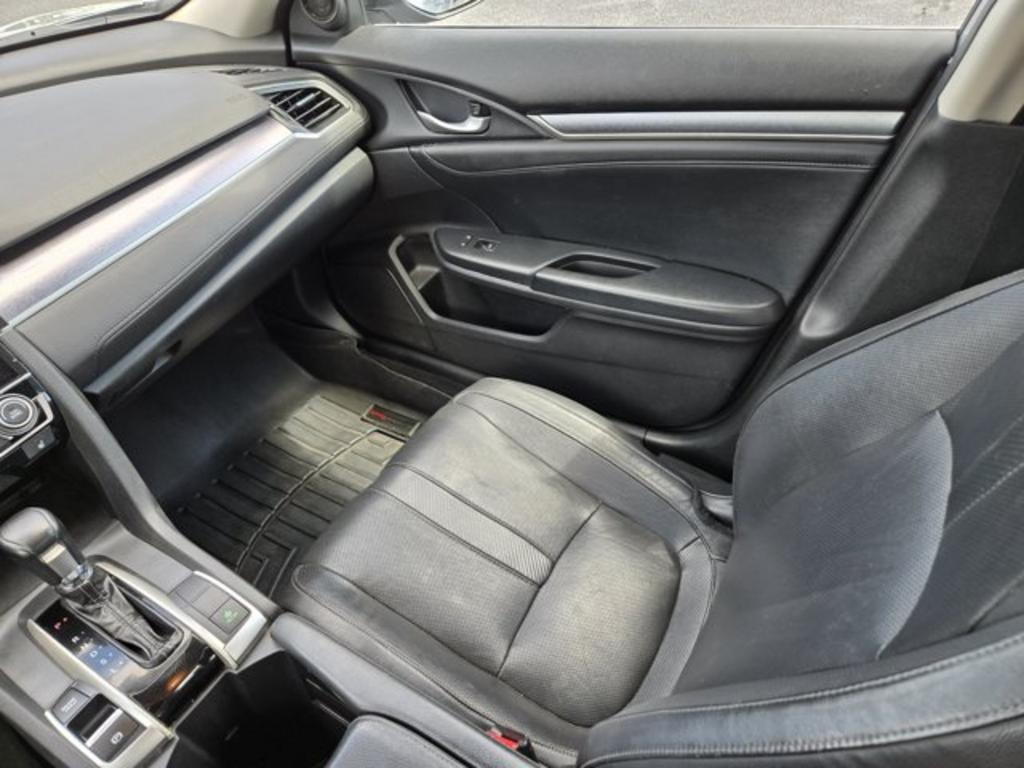 2016 Honda Civic - $13,995